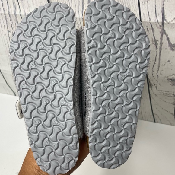 Birkenstock Arizona Happy Lamb Kids slides size 12 - Picture 7 of 7
